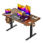 Huuger Elektrischer Stehpult, Stehpult, 70,1 cm tiefer Schreibtisch, 71,9 cm bis 118,1 cm höhenverstellbarer Schreibtisch, Computertisch mit 2 Haken, 3 voreingestellte Höhen, Bürotisch, rustikales